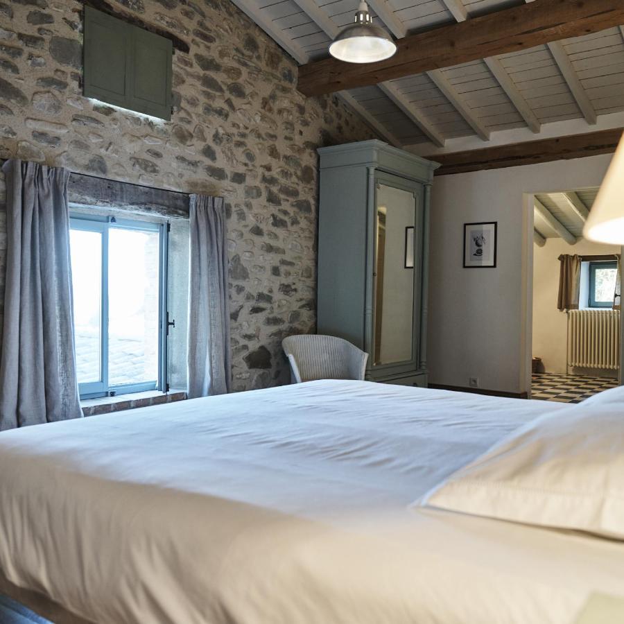 La Cour Du Marronnier Hotel Pont-de-Barret Luaran gambar