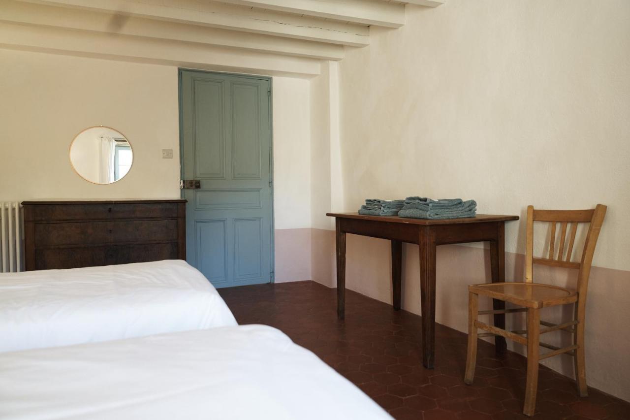 La Cour Du Marronnier Hotel Pont-de-Barret Luaran gambar