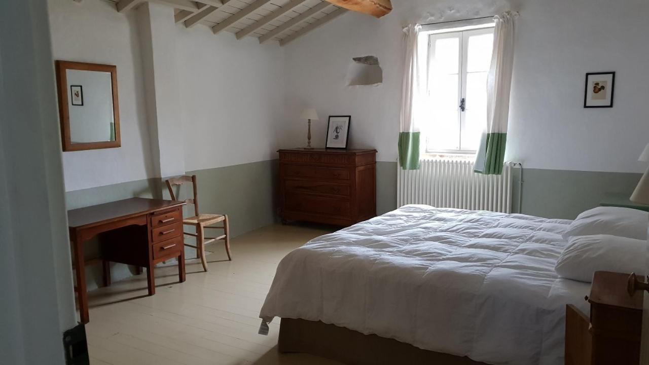 La Cour Du Marronnier Hotel Pont-de-Barret Luaran gambar